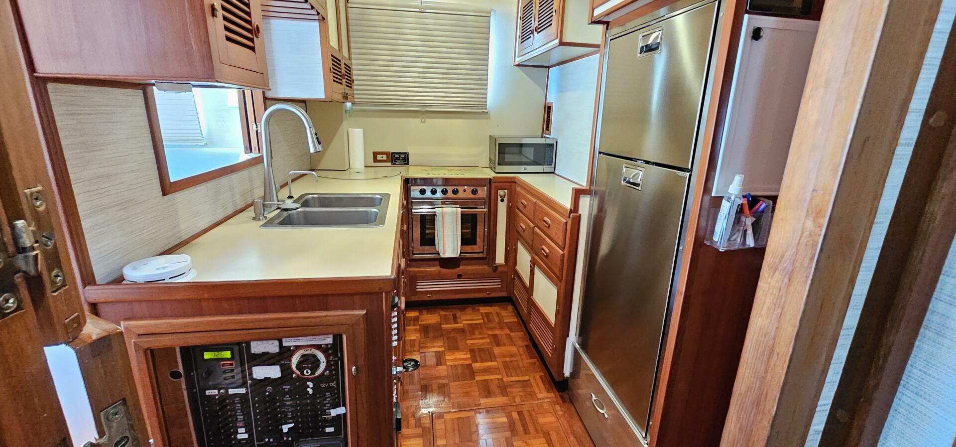 Slide: The Image of Kadey-Krogen 36 1984 - 5425259