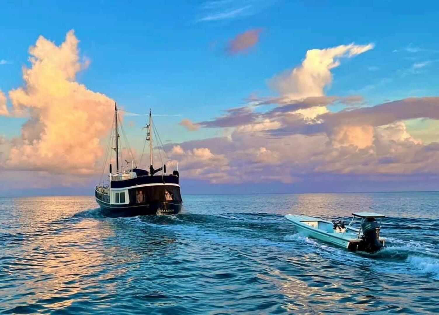 Slide: The Image of Kadey-Krogen 54 1988 - 4688326