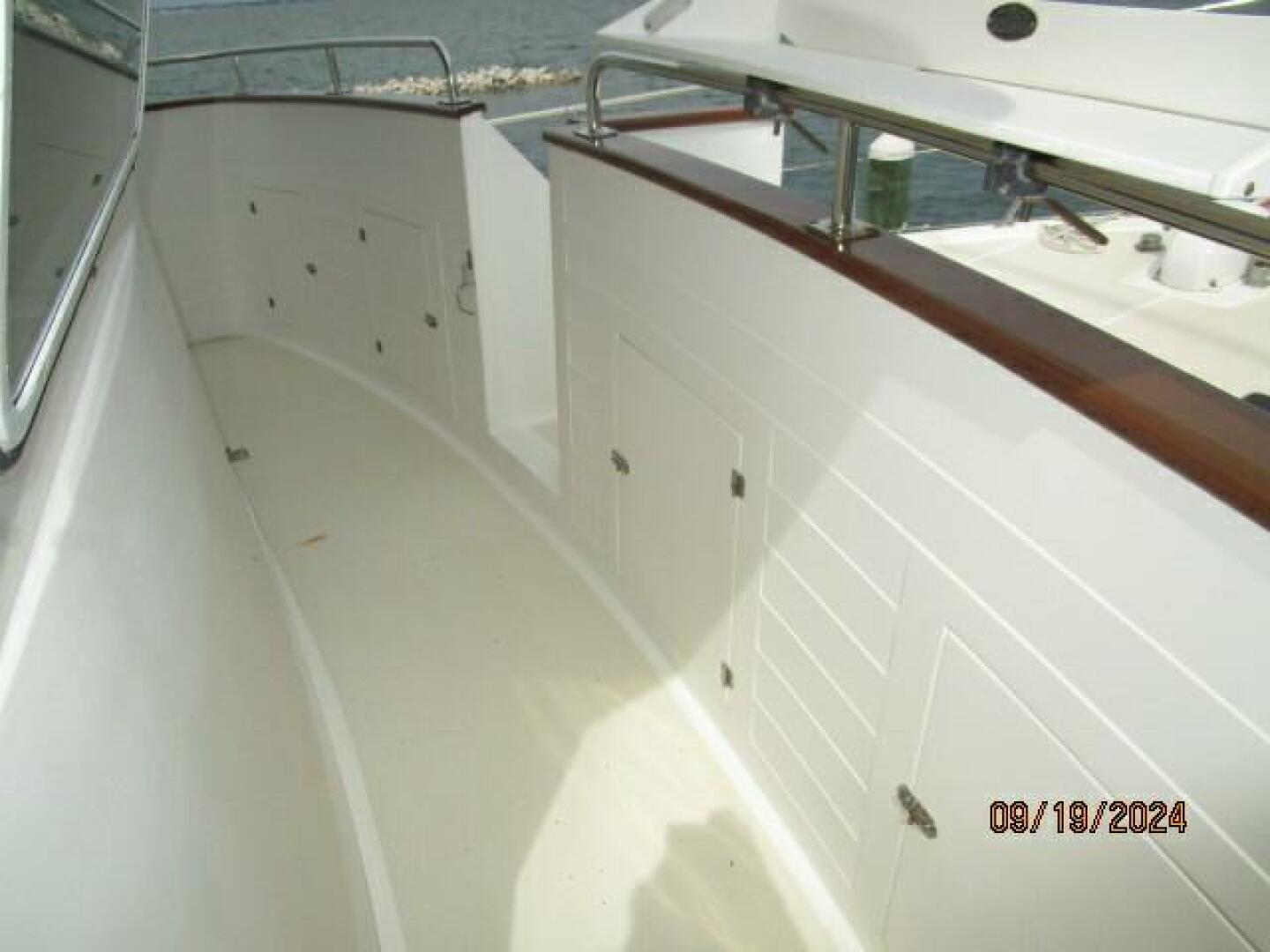 Slide: The Image of 48' Kadey-Krogen Portuguese Bridge2 - 10
