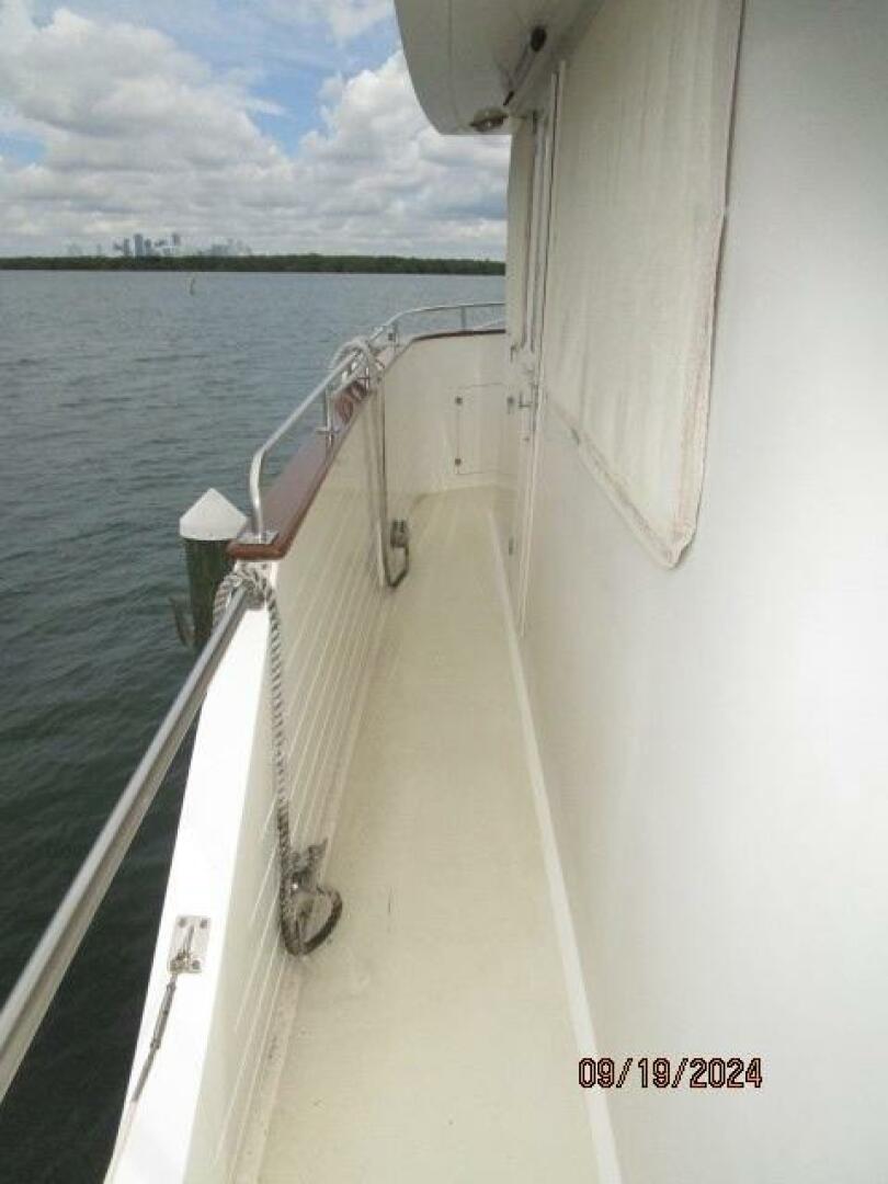 Slide: The Image of 48' Kadey-Krogen port side deck2 - 12
