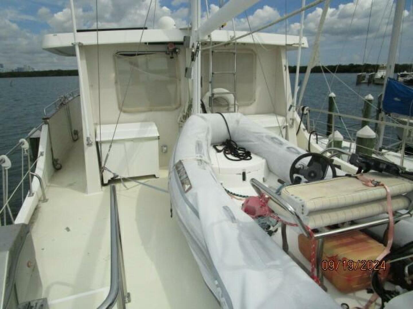 Slide: The Image of 48' Kadey-Krogen tender deck forward - 15