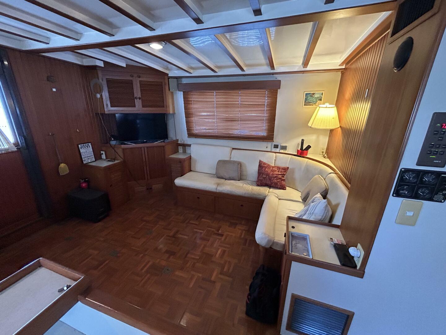 Slide: The Image of 48' Kadey-Krogen salon port - 28