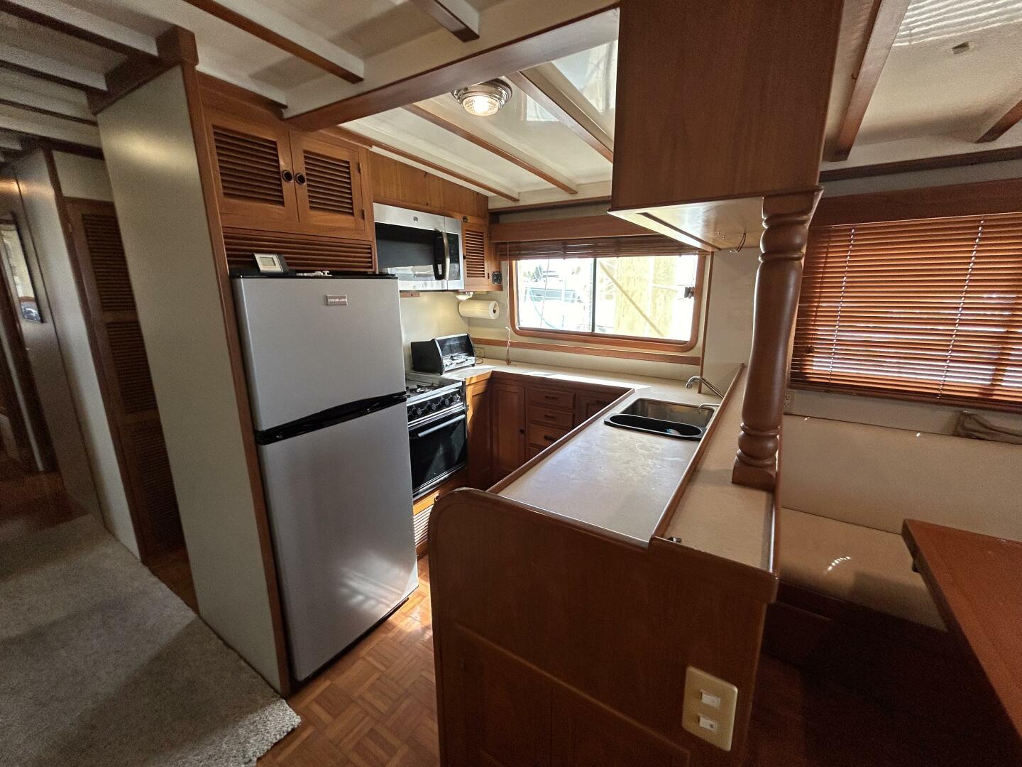 Slide: The Image of 48' Kadey-Krogen galley1 - 33