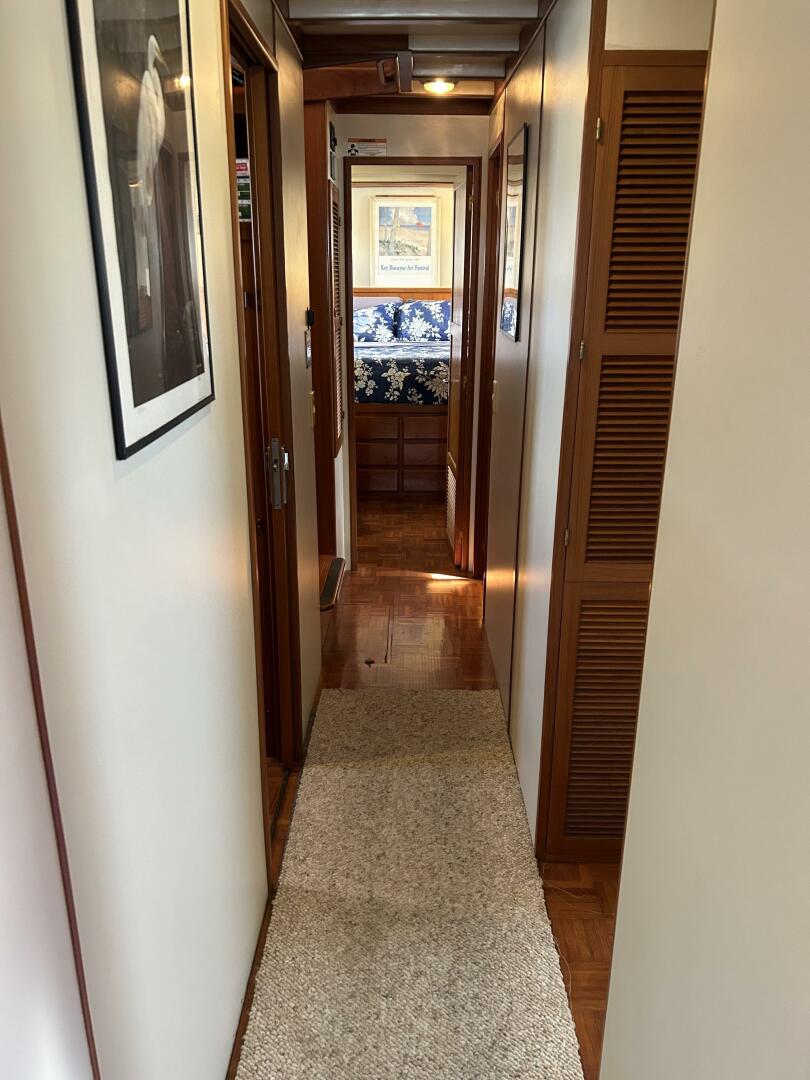 Slide: The Image of 48' Kadey-Krogen companionway forward - 36