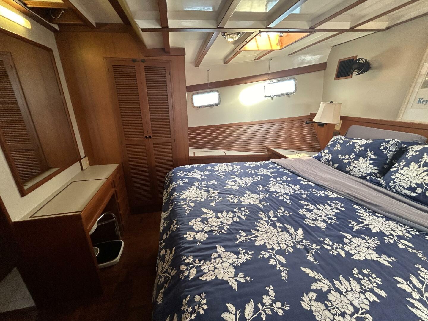 Slide: The Image of 48' Kadey-Krogen master stateroom port - 39