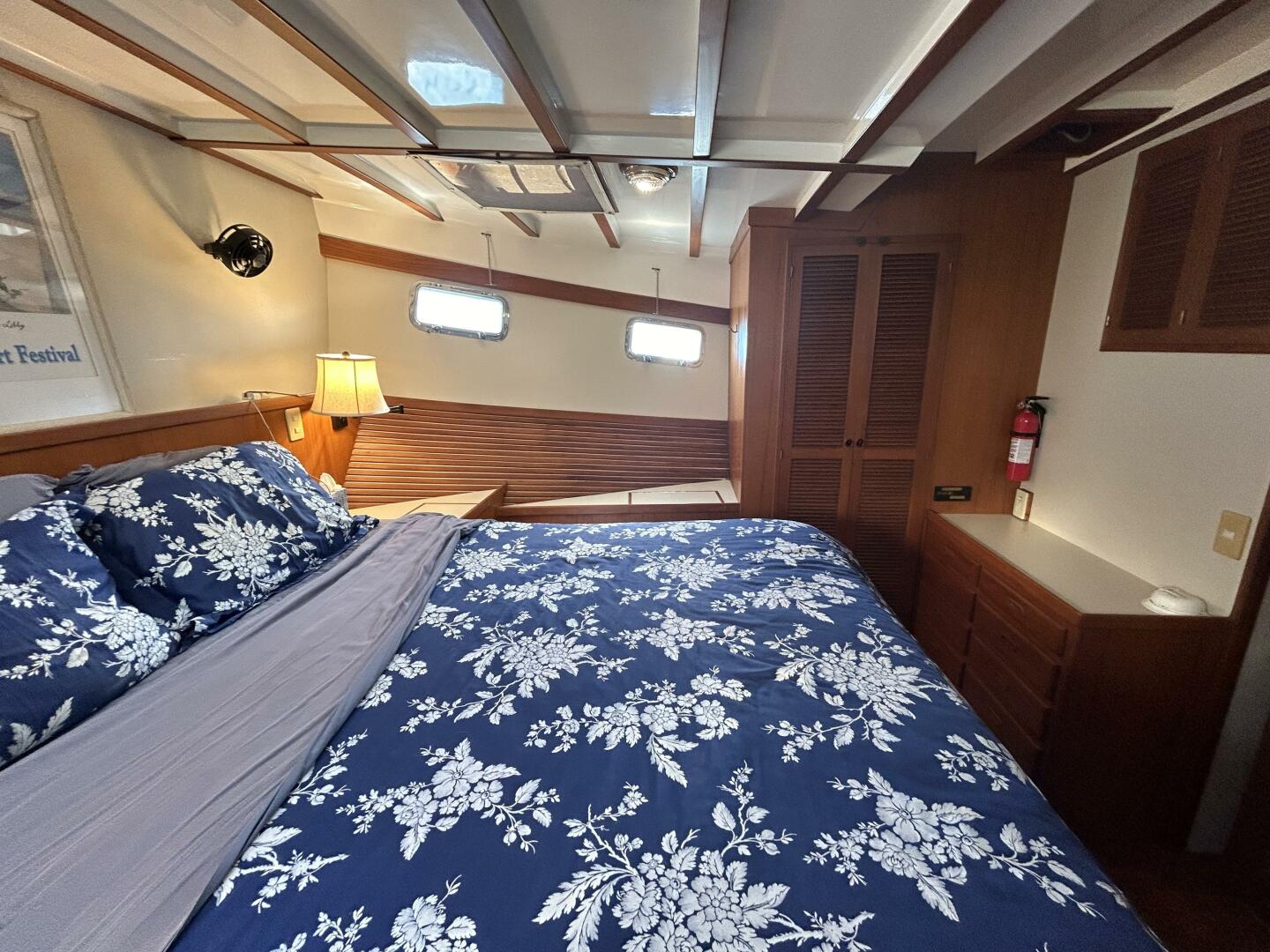 Slide: The Image of 48' Kadey-Krogen master stateroom starboard - 40