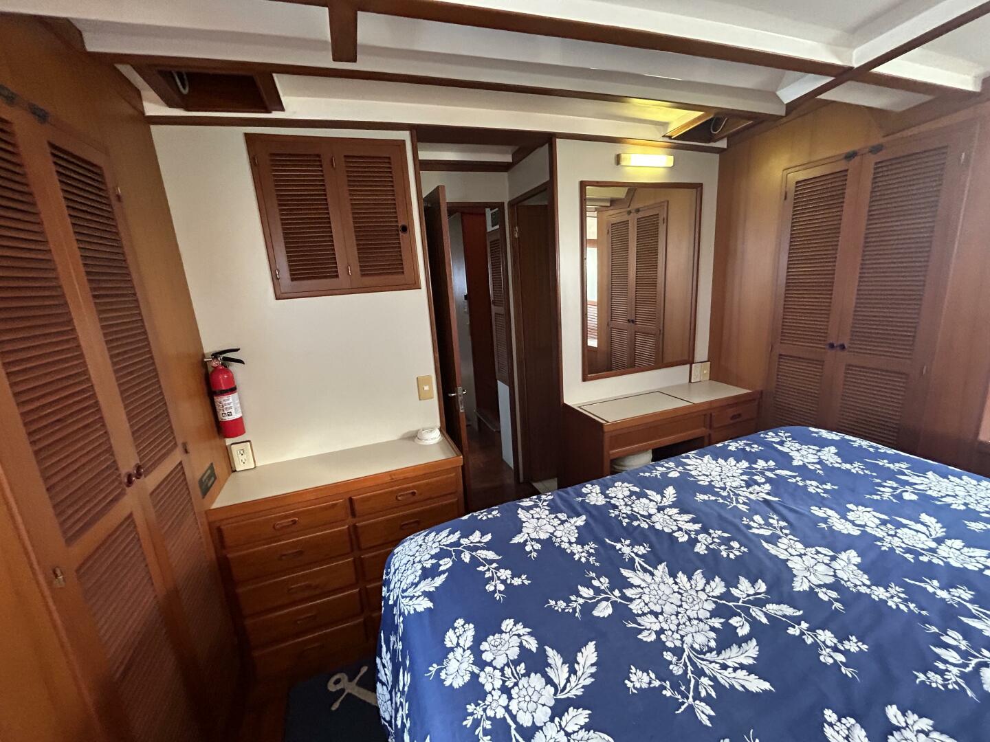 Slide: The Image of 48' Kadey-Krogen master stateroom aft - 41
