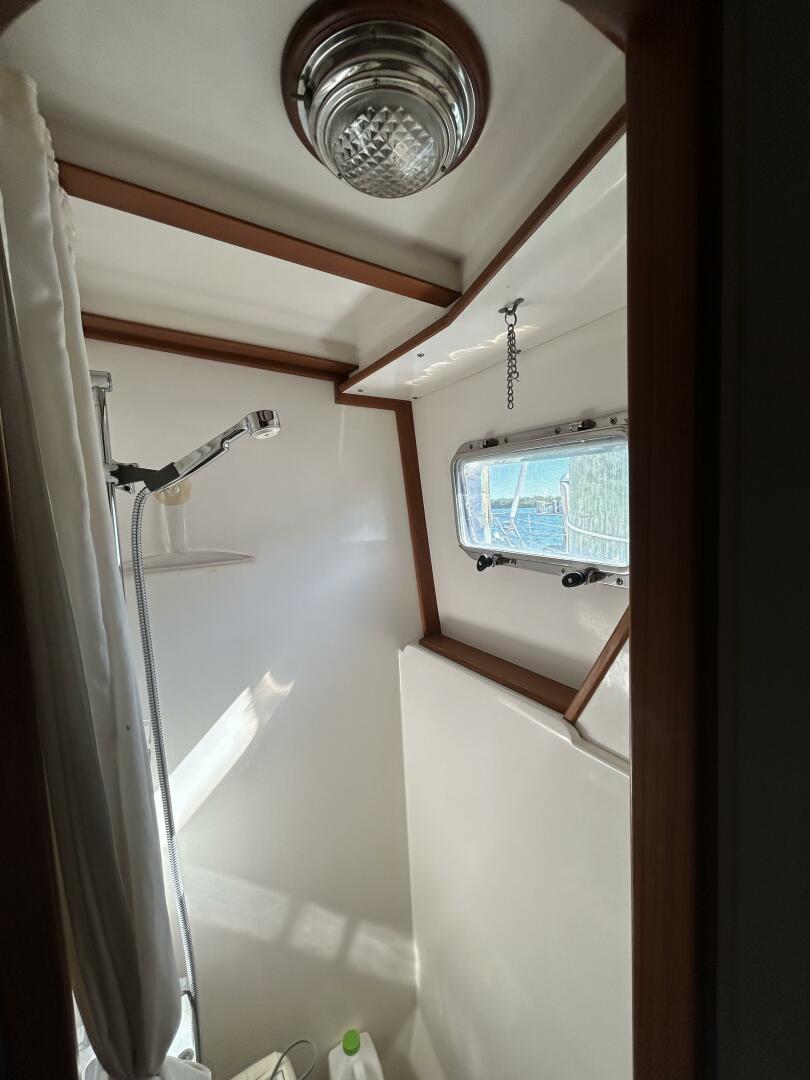 Slide: The Image of 48' Kadey-Krogen master stateroom shower - 44