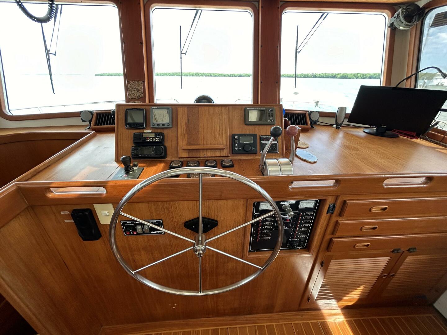 Slide: The Image of 48' Kadey-Krogen pilothouse helm2 - 56