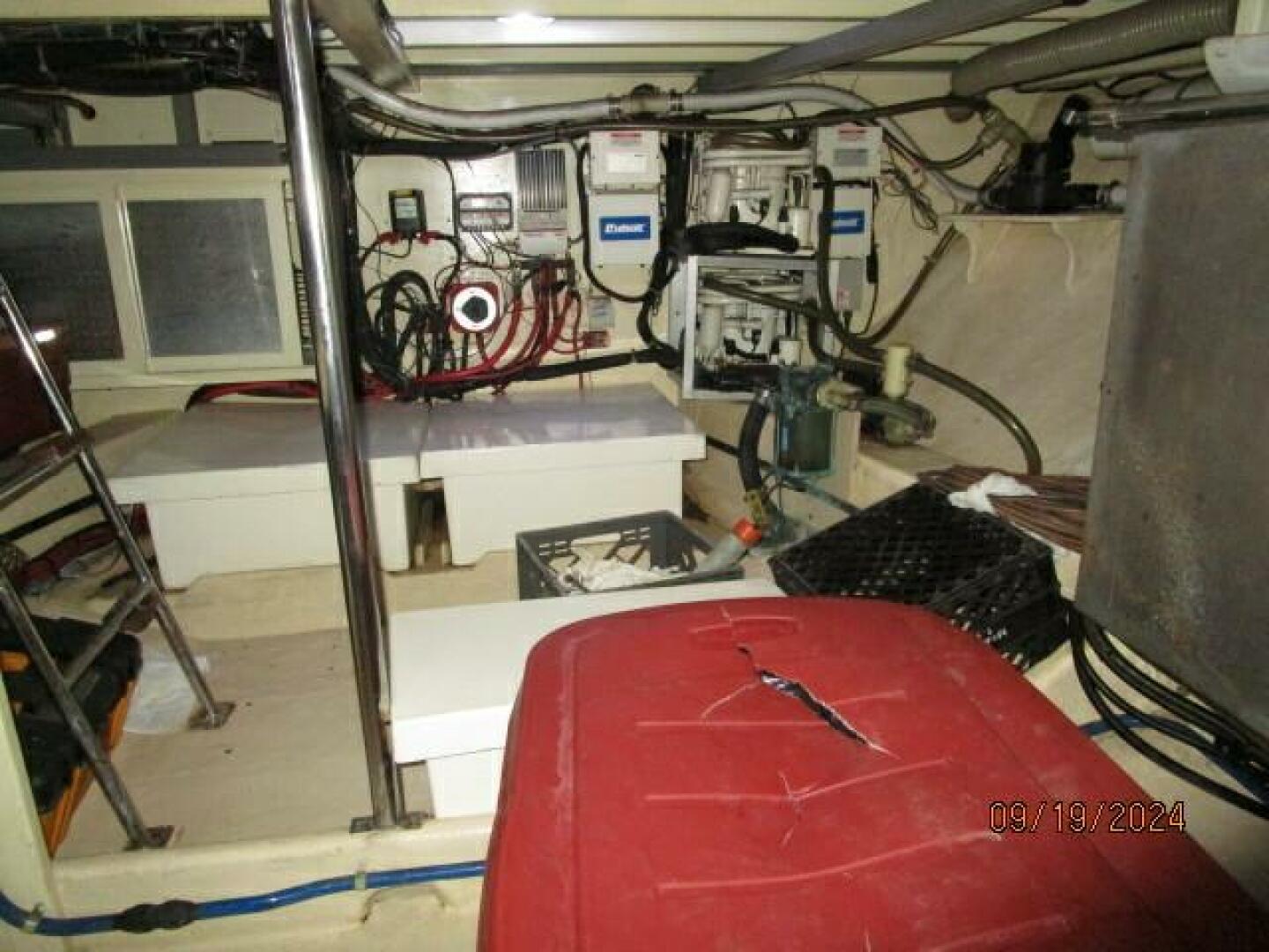 Slide: The Image of 48' Kadey-Krogen utility room forward - 62