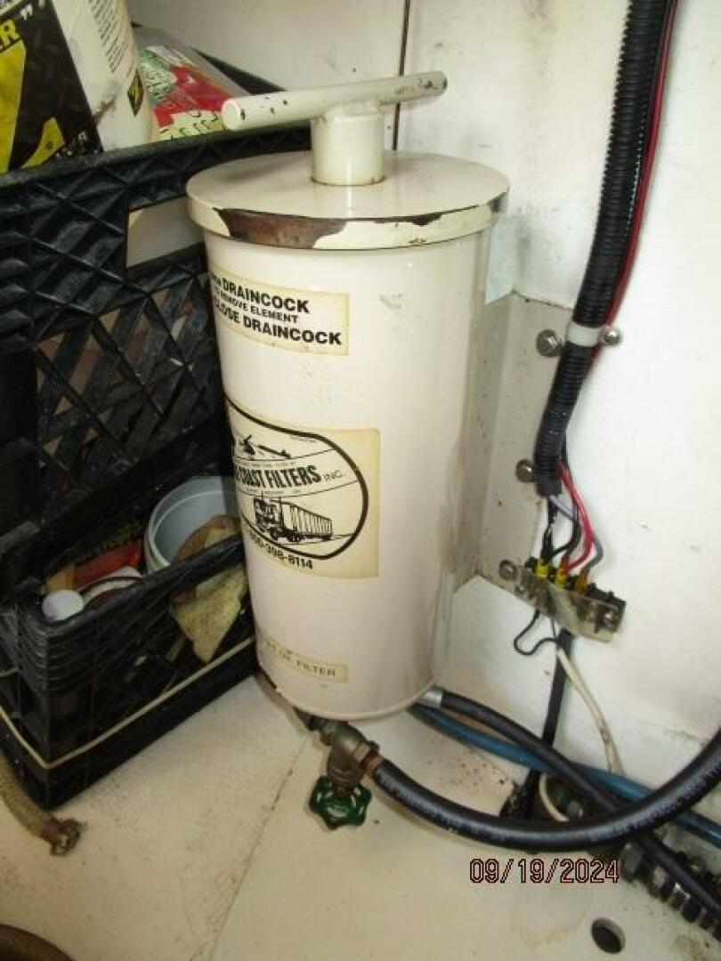 Slide: The Image of 48' Kadey-Krogen Gul oil filter - 70