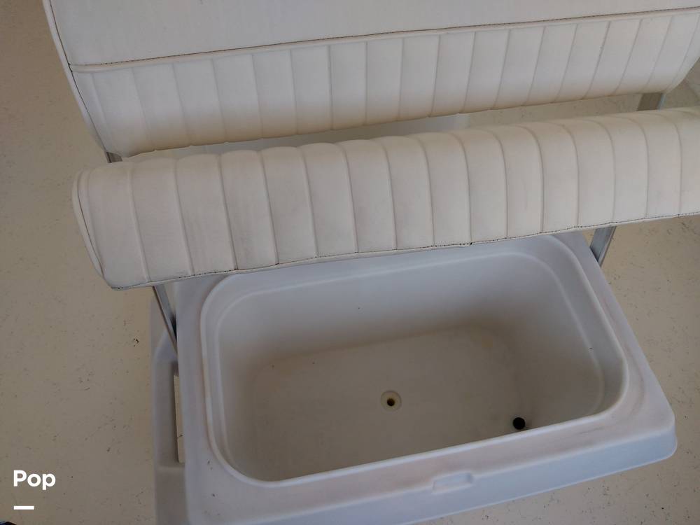 Slide: The Image of Cooler Seat W/backrest - 10783311
