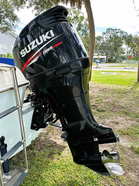 Slide: The Image of Key Largo 210WI Center Console 2014 - 13294351