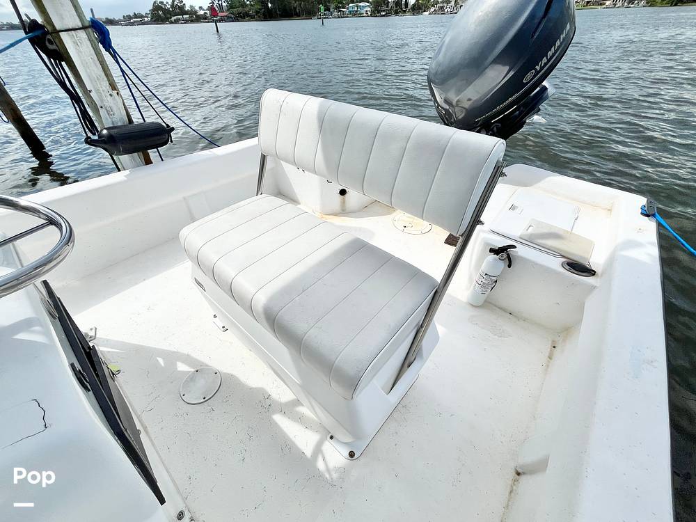 Slide: The Image of Captain's Chair - 15651453