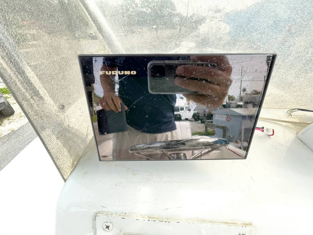 Slide: The Image of GPS / Fishfinder - 13884820