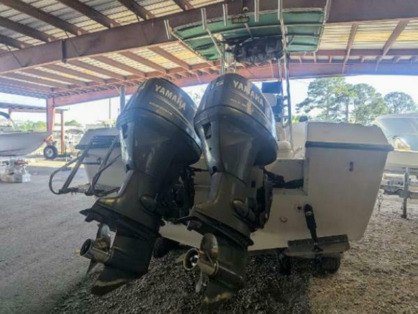 Slide: The Image of Key Largo 23.5 Walk In 2004 - 4351851