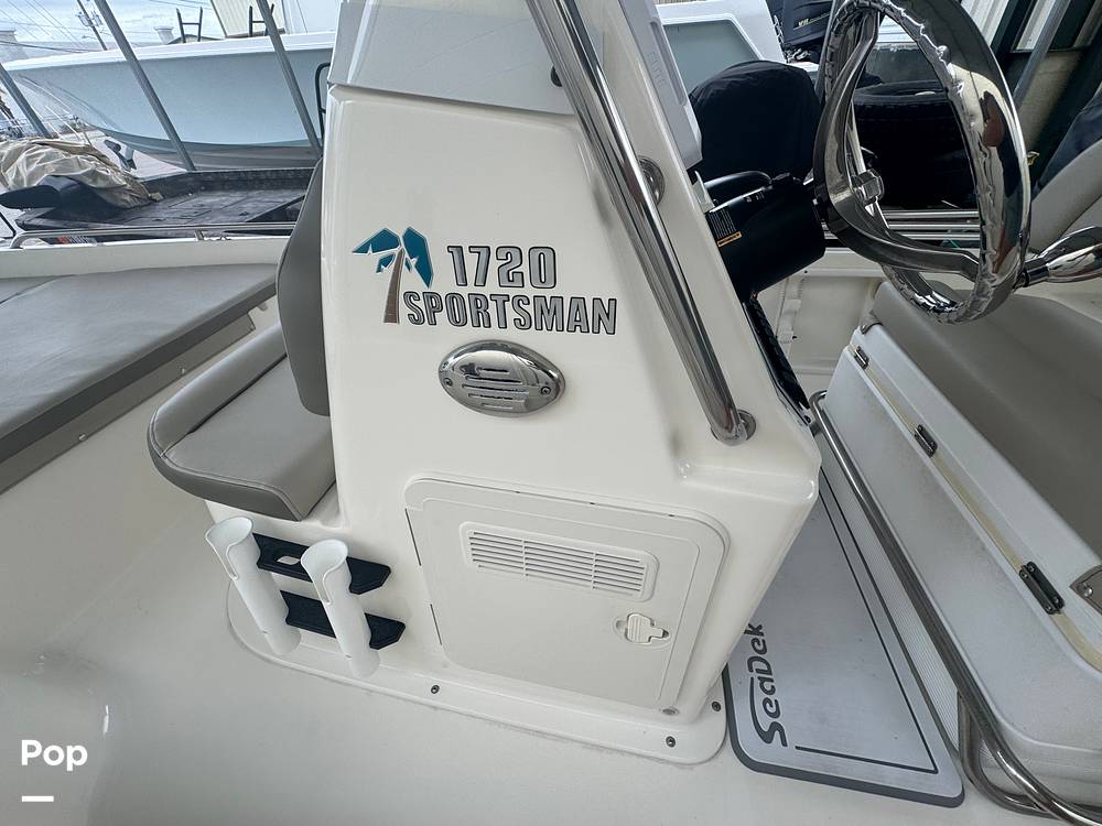 Slide: The Image of Key West 1720 Sportsman 2022 - 14893415