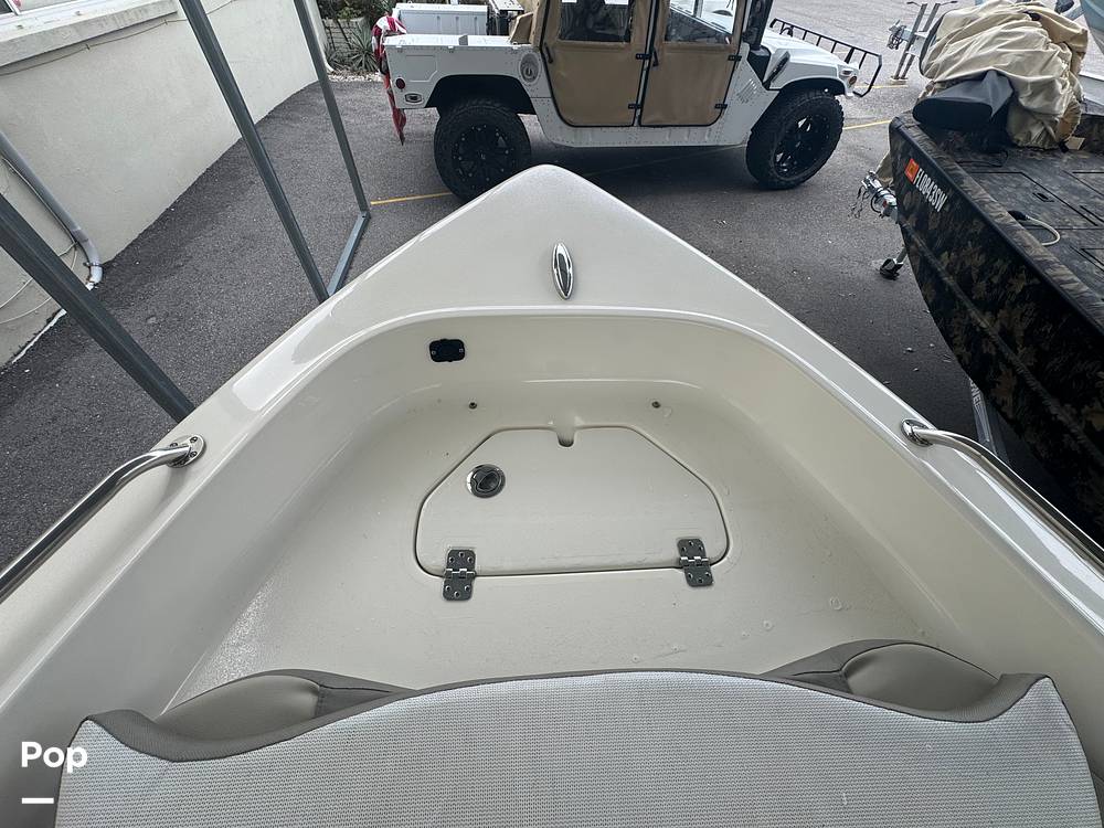 Slide: The Image of Key West 1720 Sportsman 2022 - 14893420