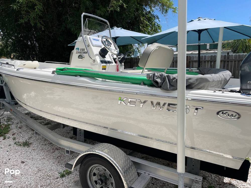 Slide: The Image of Key West 1720 Sportsman 2022 - 14856013