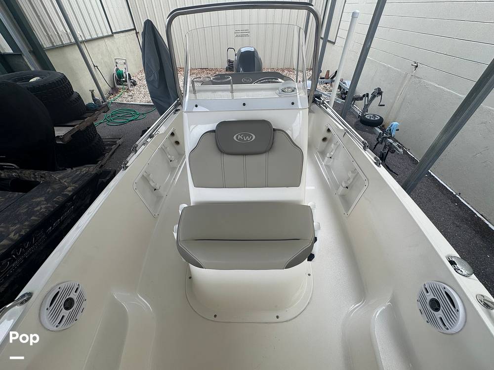 Slide: The Image of Key West 1720 Sportsman 2022 - 14893423
