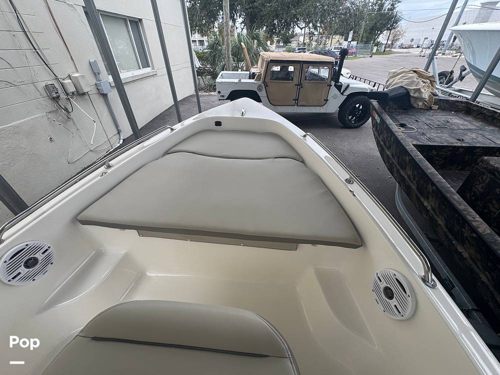 Slide: The Image of Key West 1720 Sportsman 2022 - 14893424