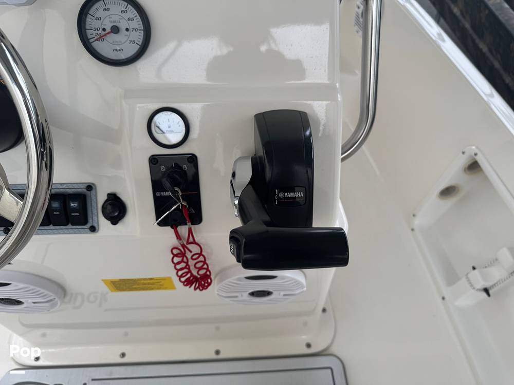 Slide: The Image of Key West 1720 Sportsman 2022 - 14893430