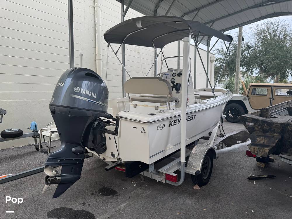 Slide: The Image of Key West 1720 Sportsman 2022 - 14893400