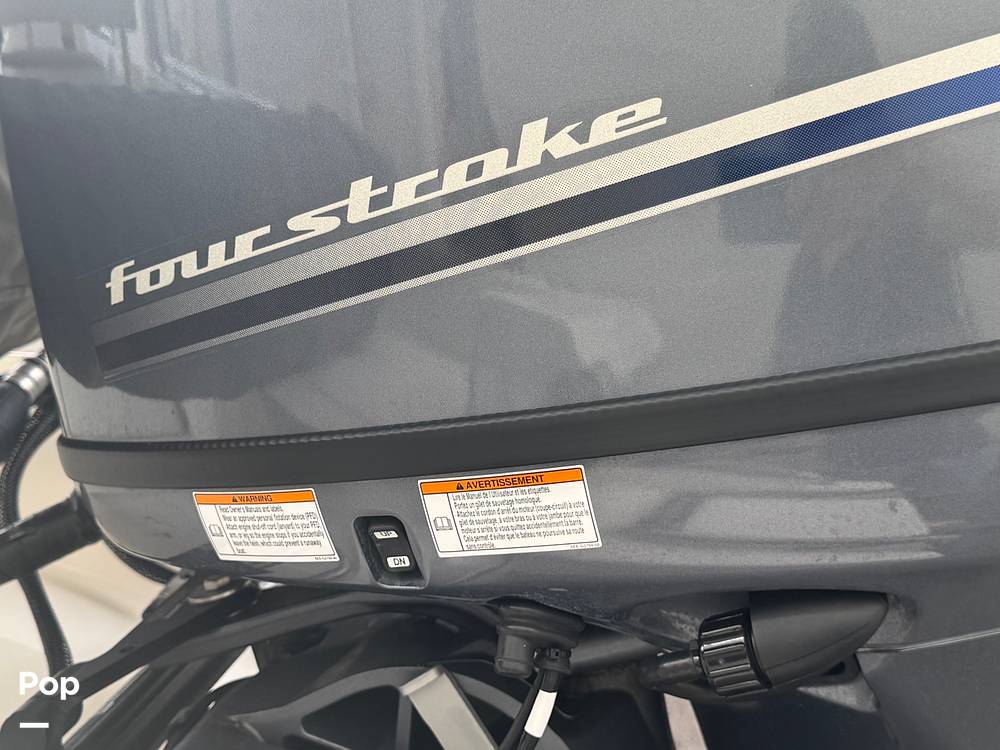 Slide: The Image of Key West 1720 Sportsman 2022 - 14893434