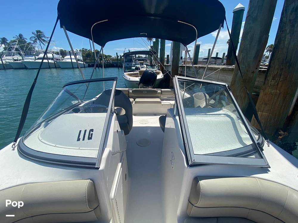 Slide: The Image of Wraparound Windshield - 15603947