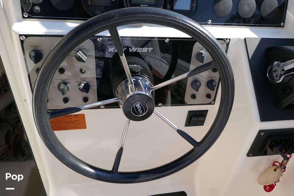 Slide: The Image of Key West 2300WA Bluewater 2000 - 14540354