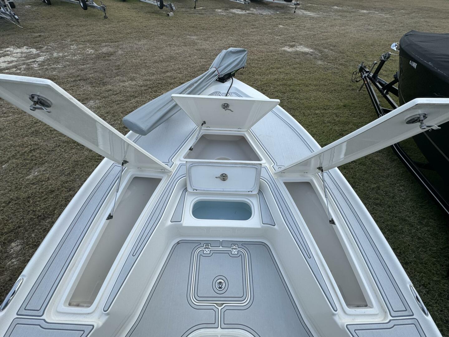 Slide: The Image of Key West 230 Bay Reef 2018 - 5014367