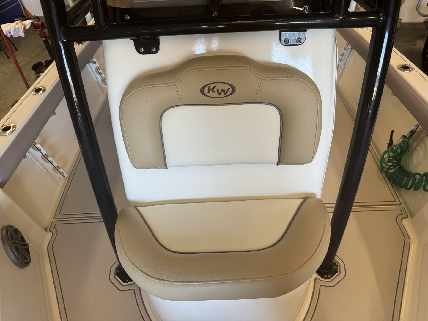 Slide: The Image of Key West 230 Bay Reef 2018 - 5133789