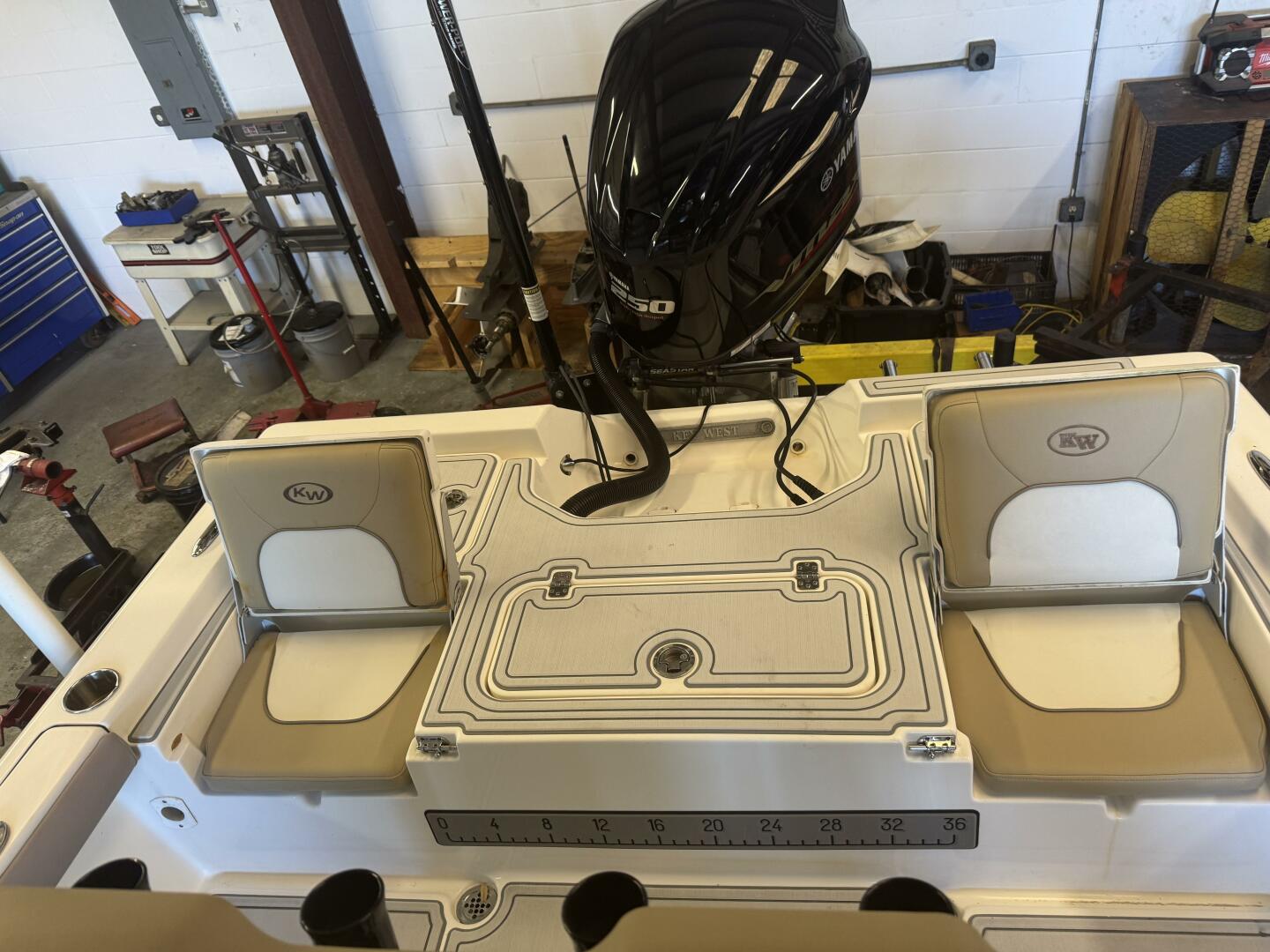 Slide: The Image of Key West 230 Bay Reef 2018 - 5133794