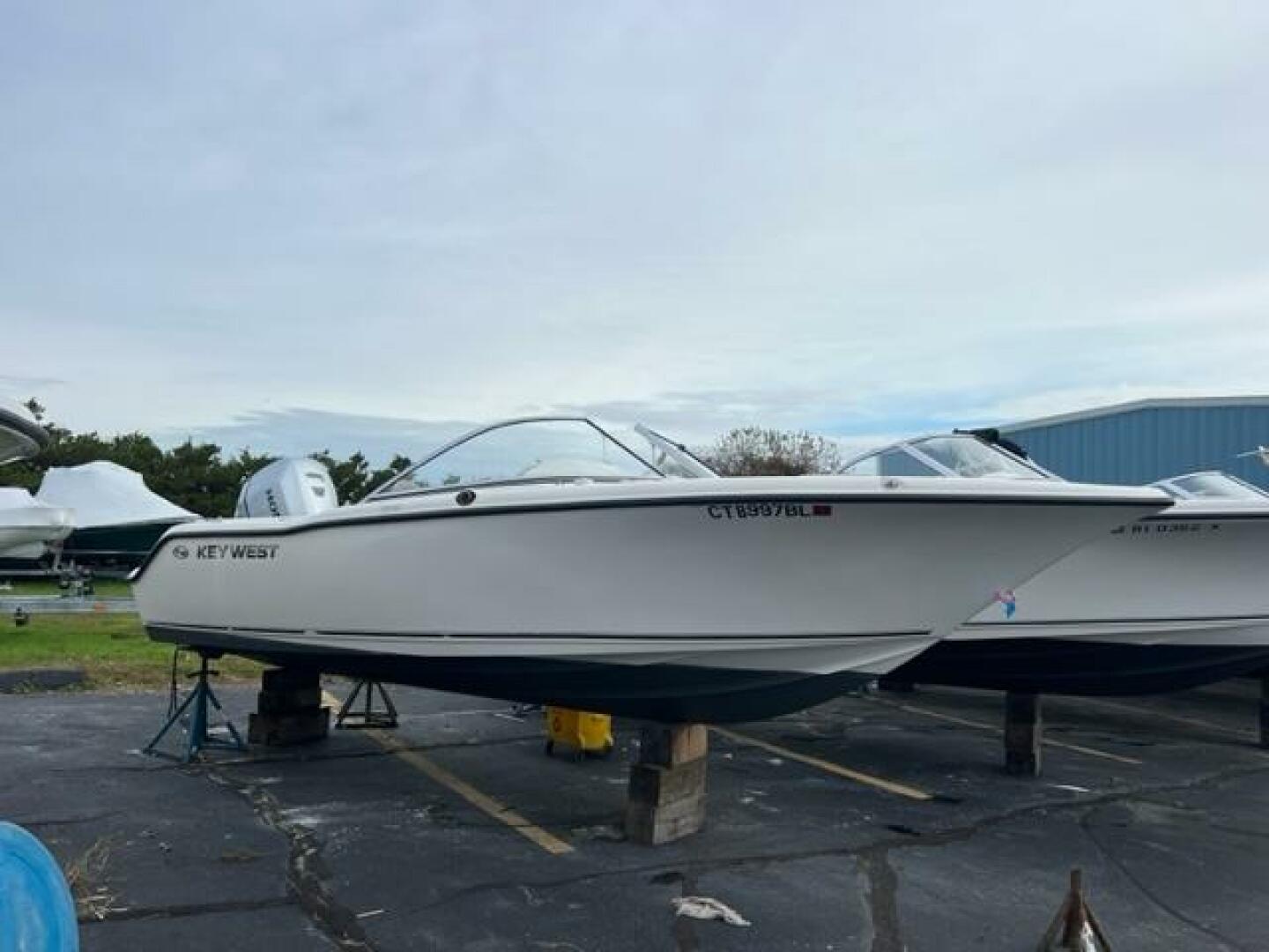 Slide: The Image of Key West 23 Dual Console 2018 - 4271304