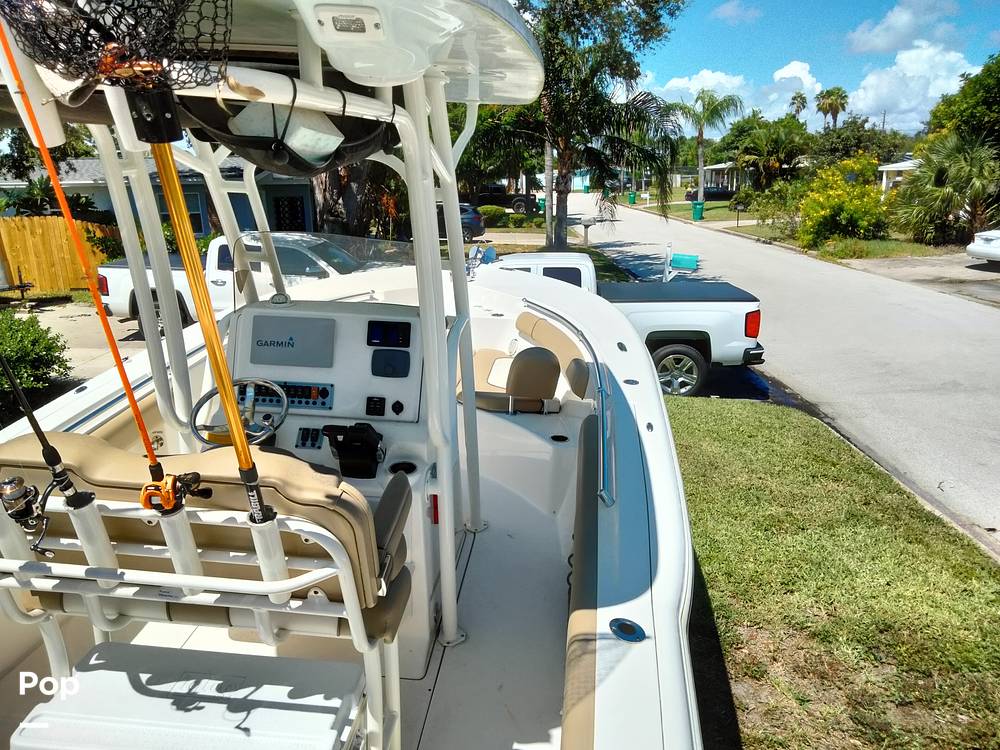 Slide: The Image of Key West 244CC Bluewater 2020 - 30