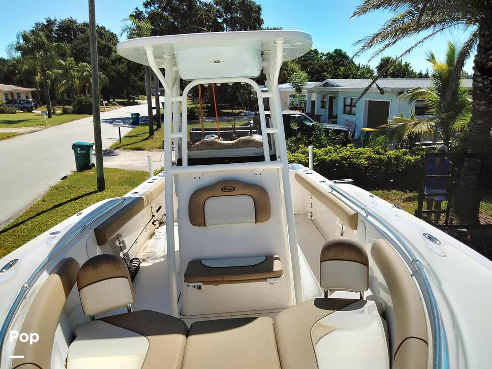 Slide: The Image of Key West 244CC Bluewater 2020 - 39