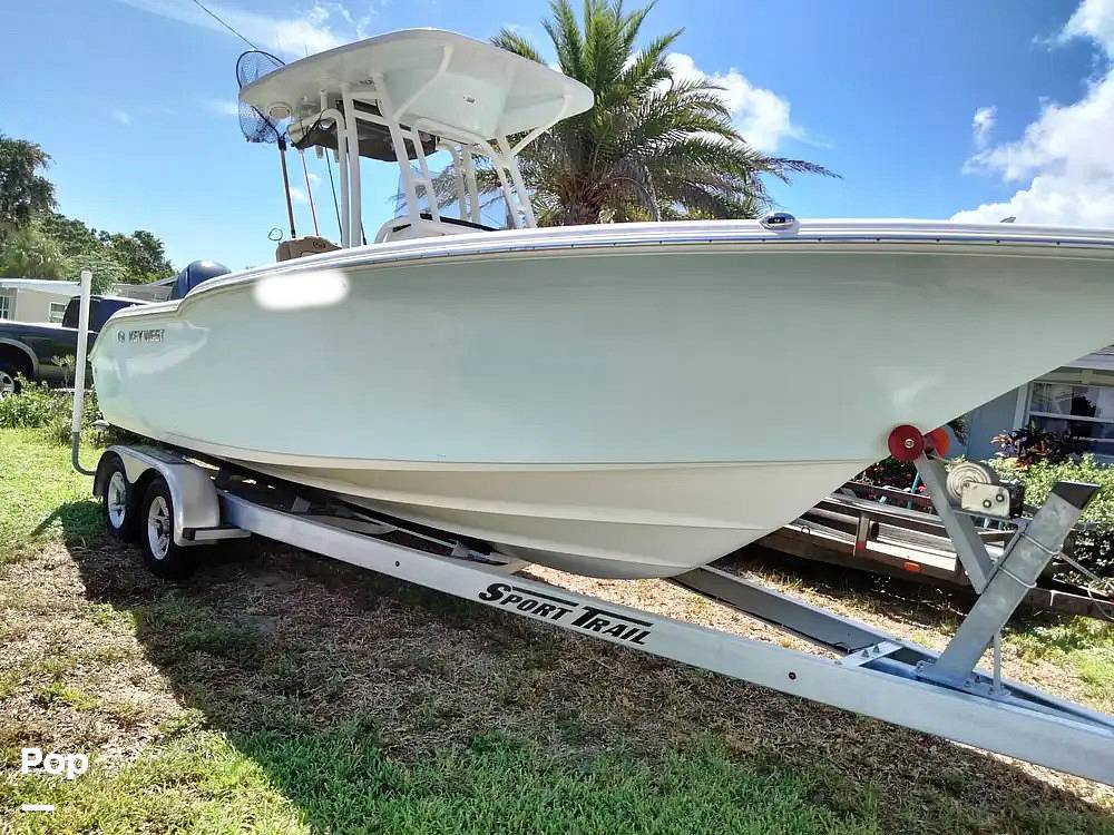 Slide: The Image of Key West 244CC Bluewater 2020 - 65