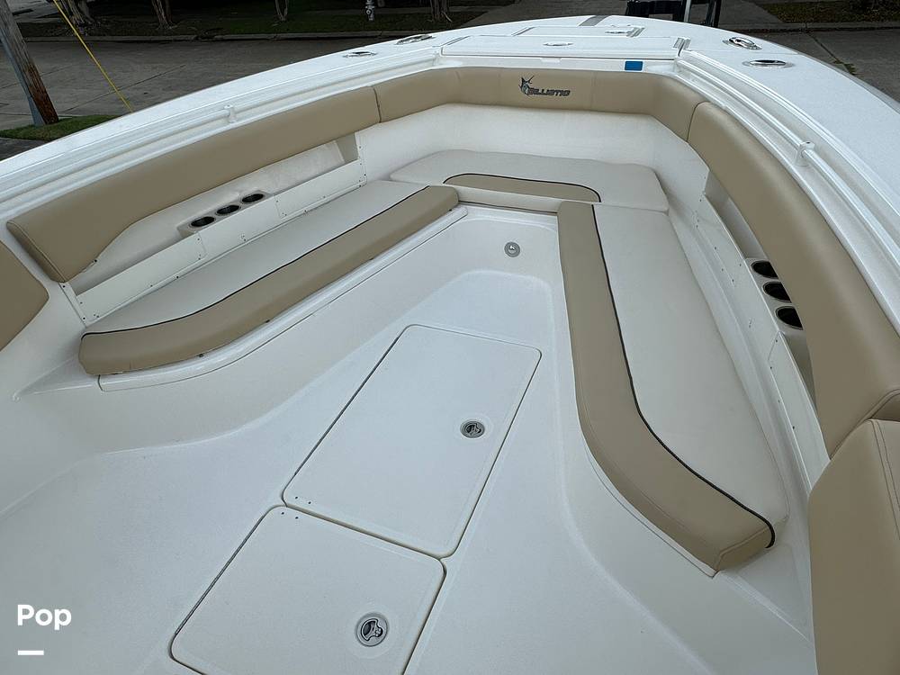 Slide: The Image of Bow Seating - 14465932
