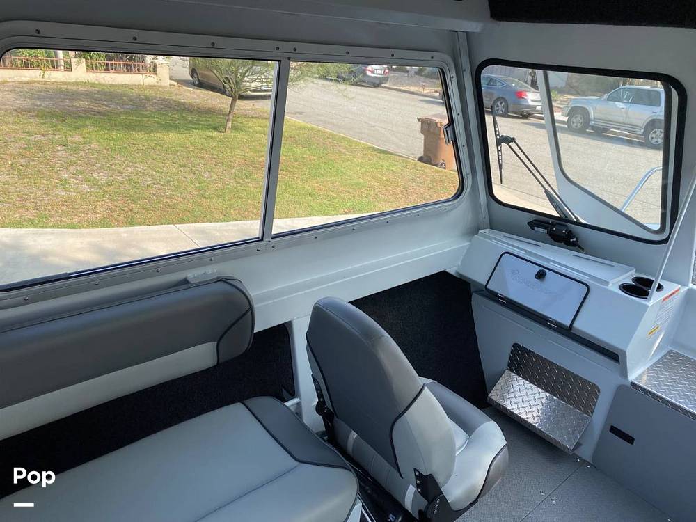 Slide: The Image of Kingfisher 2025 Escape HT Pilot House 2020 - 4