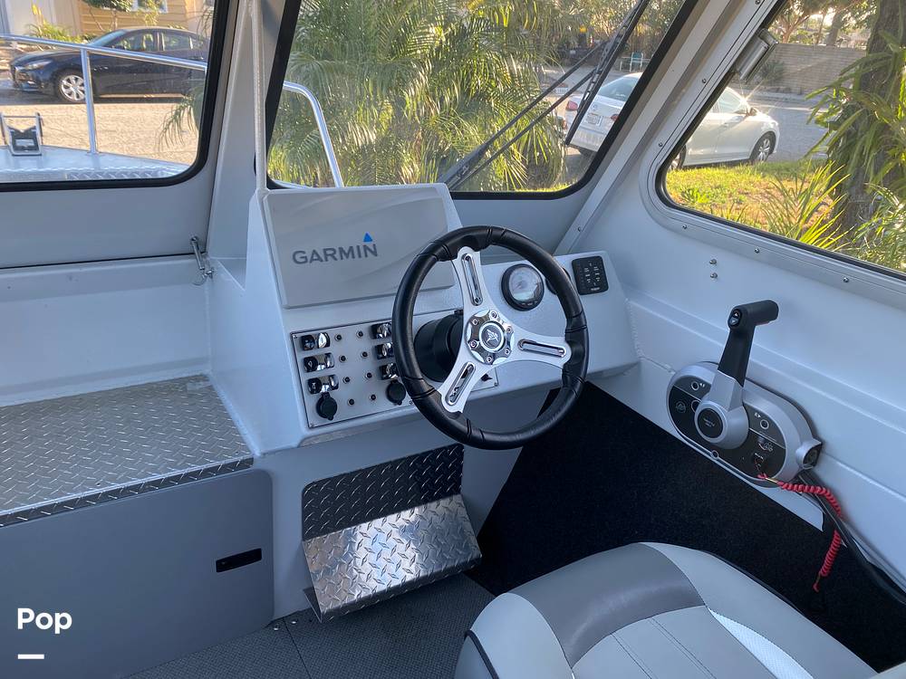 Slide: The Image of Kingfisher 2025 Escape HT Pilot House 2020 - 42