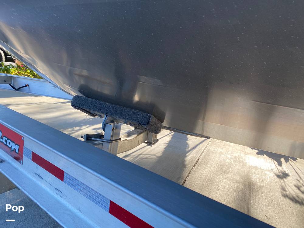 Slide: The Image of Kingfisher 2025 Escape HT Pilot House 2020 - 49