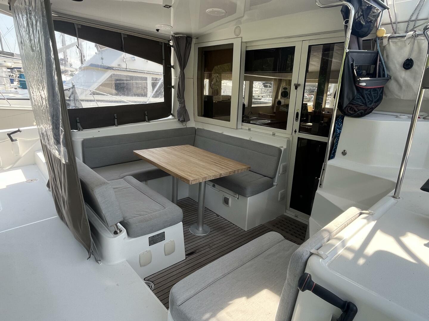 Slide: The Image of Lagoon 39 2016 - 5425718