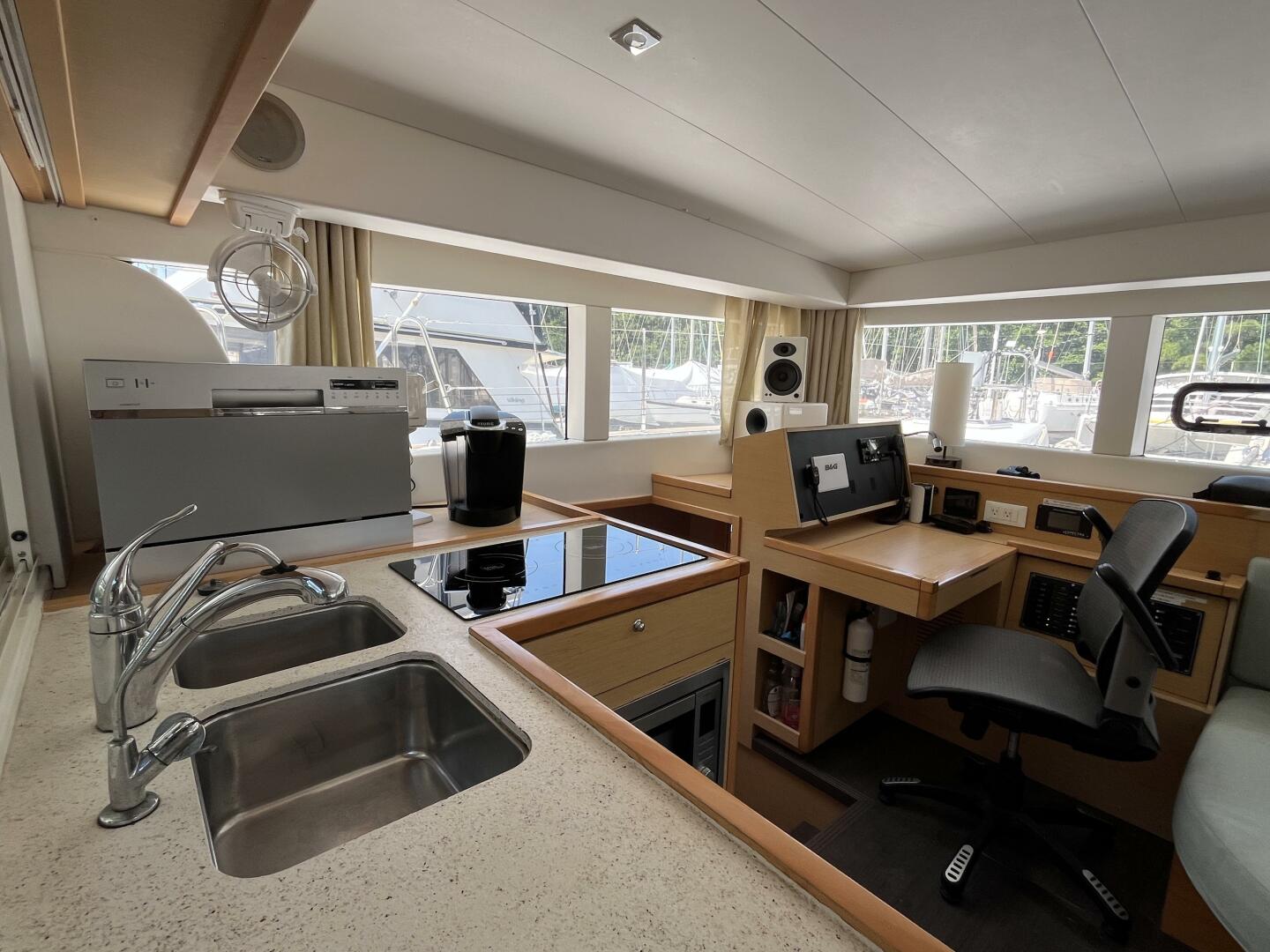 Slide: The Image of Lagoon 39 2016 - 5425722