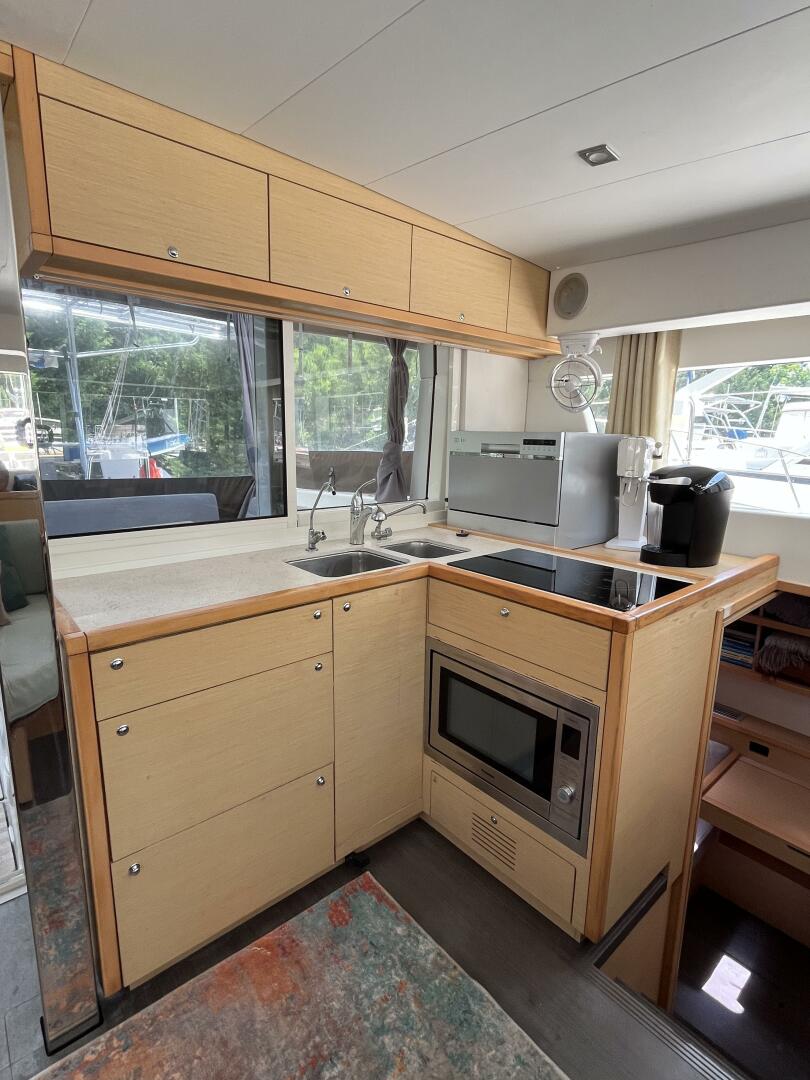 Slide: The Image of Lagoon 39 2016 - 5425724