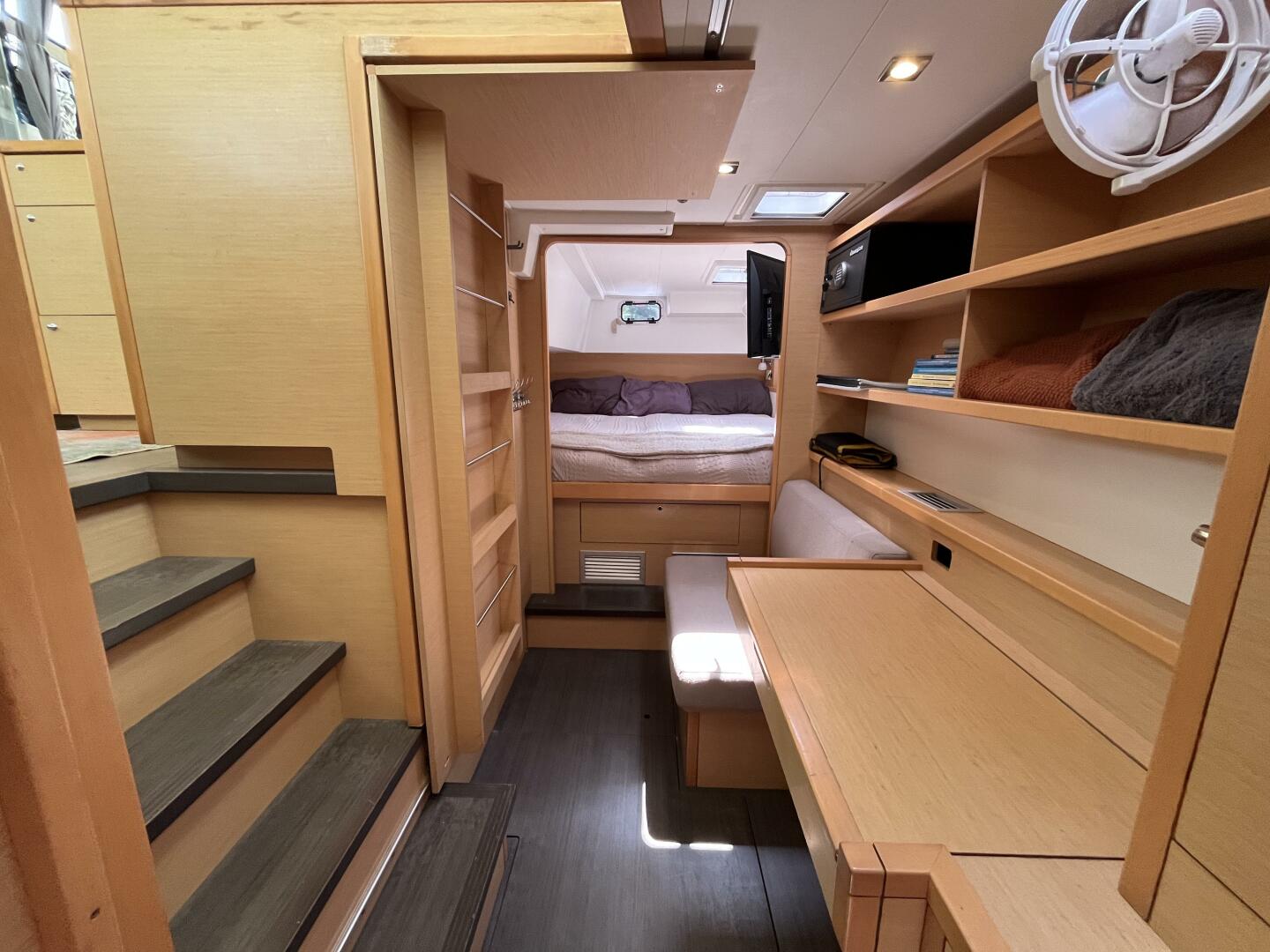 Slide: The Image of Lagoon 39 2016 - 5425813