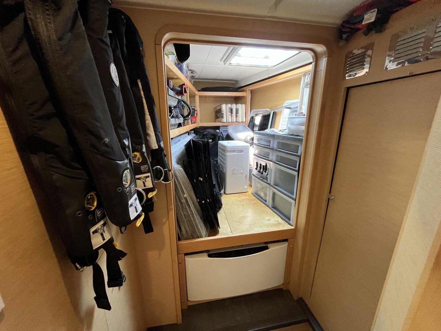 Slide: The Image of Lagoon 39 2016 - 5425921