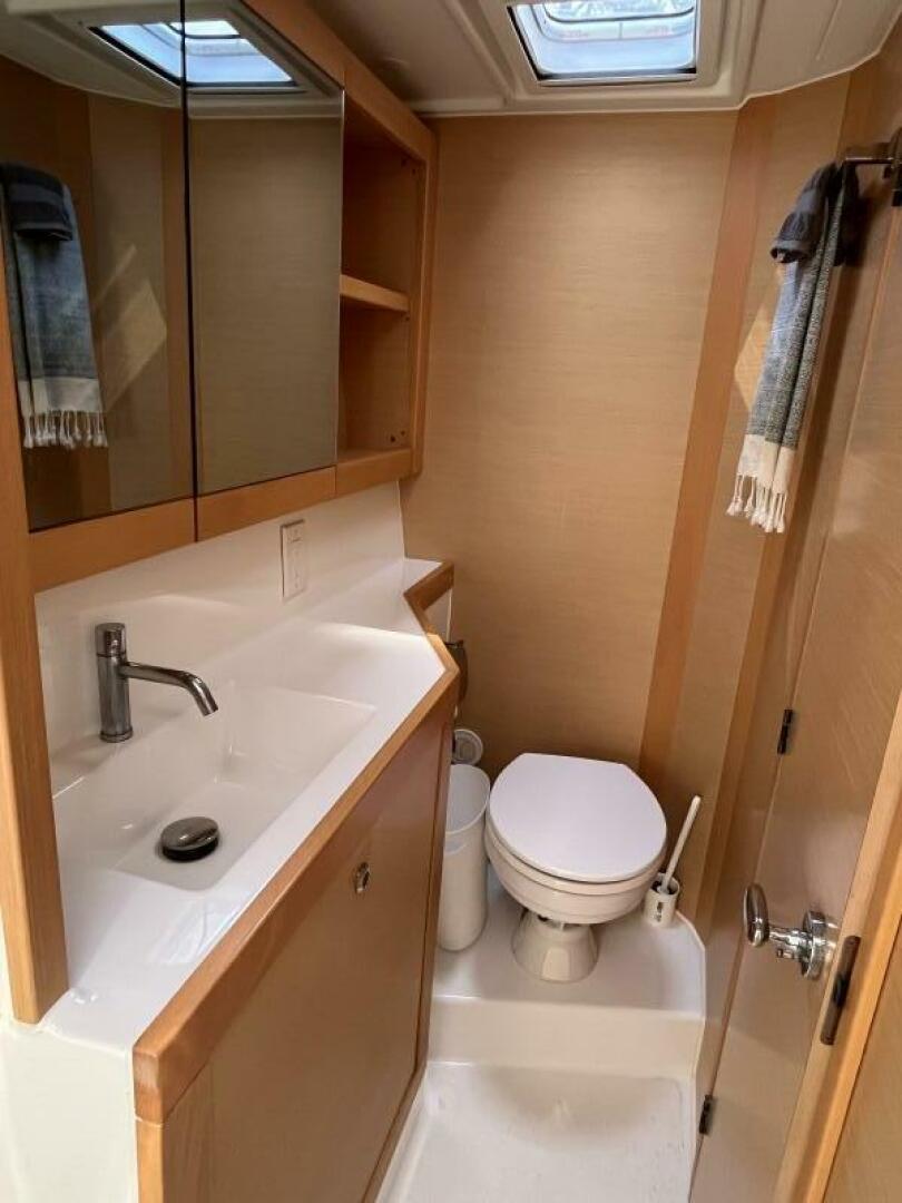 Slide: The Image of Lagoon 39 2016 - 5425922