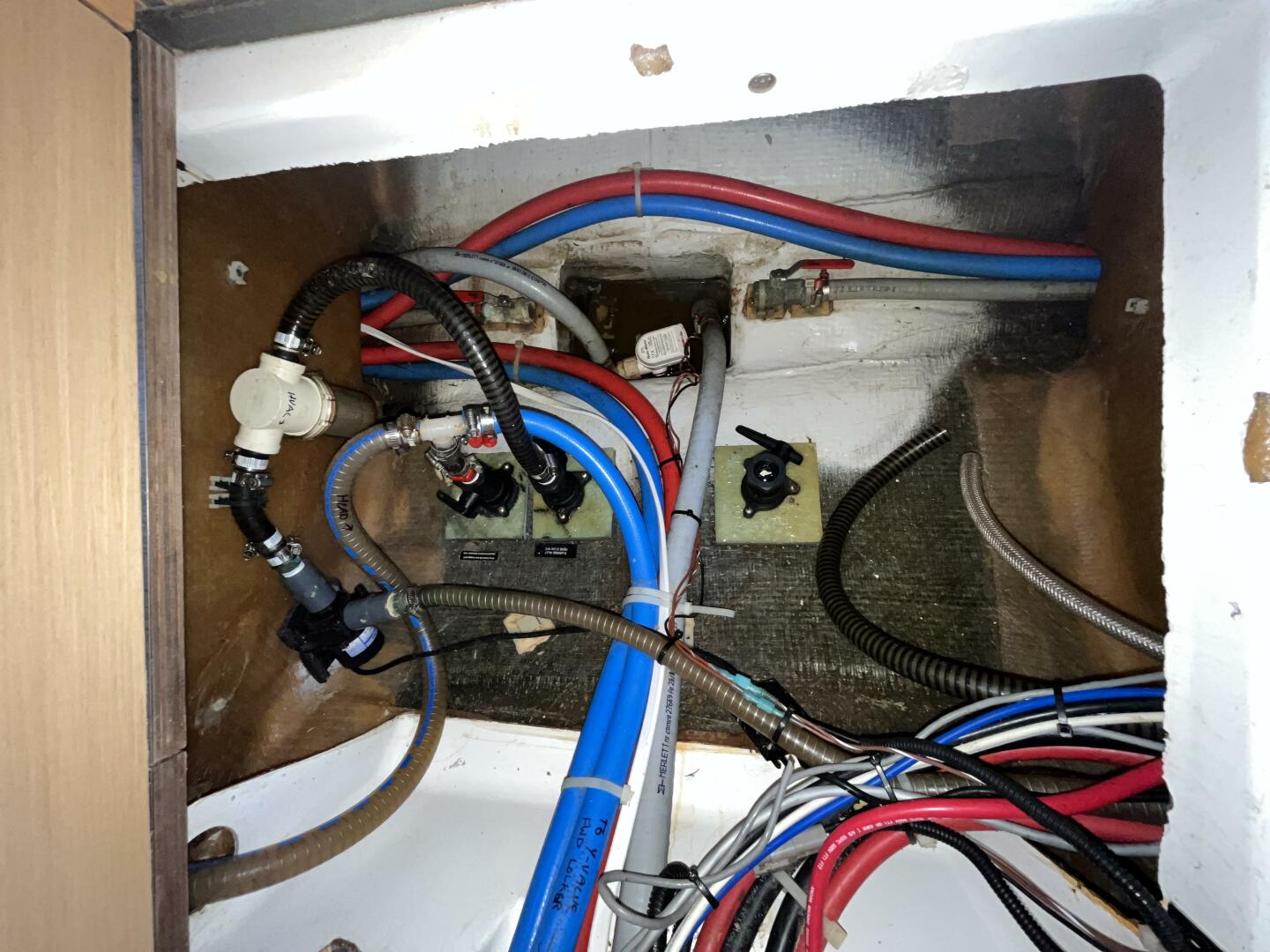 Slide: The Image of Lagoon 39 2016 - 5426014