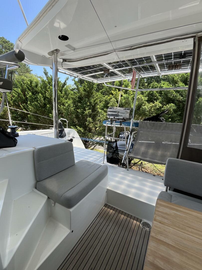 Slide: The Image of Lagoon 39 2016 - 5426020