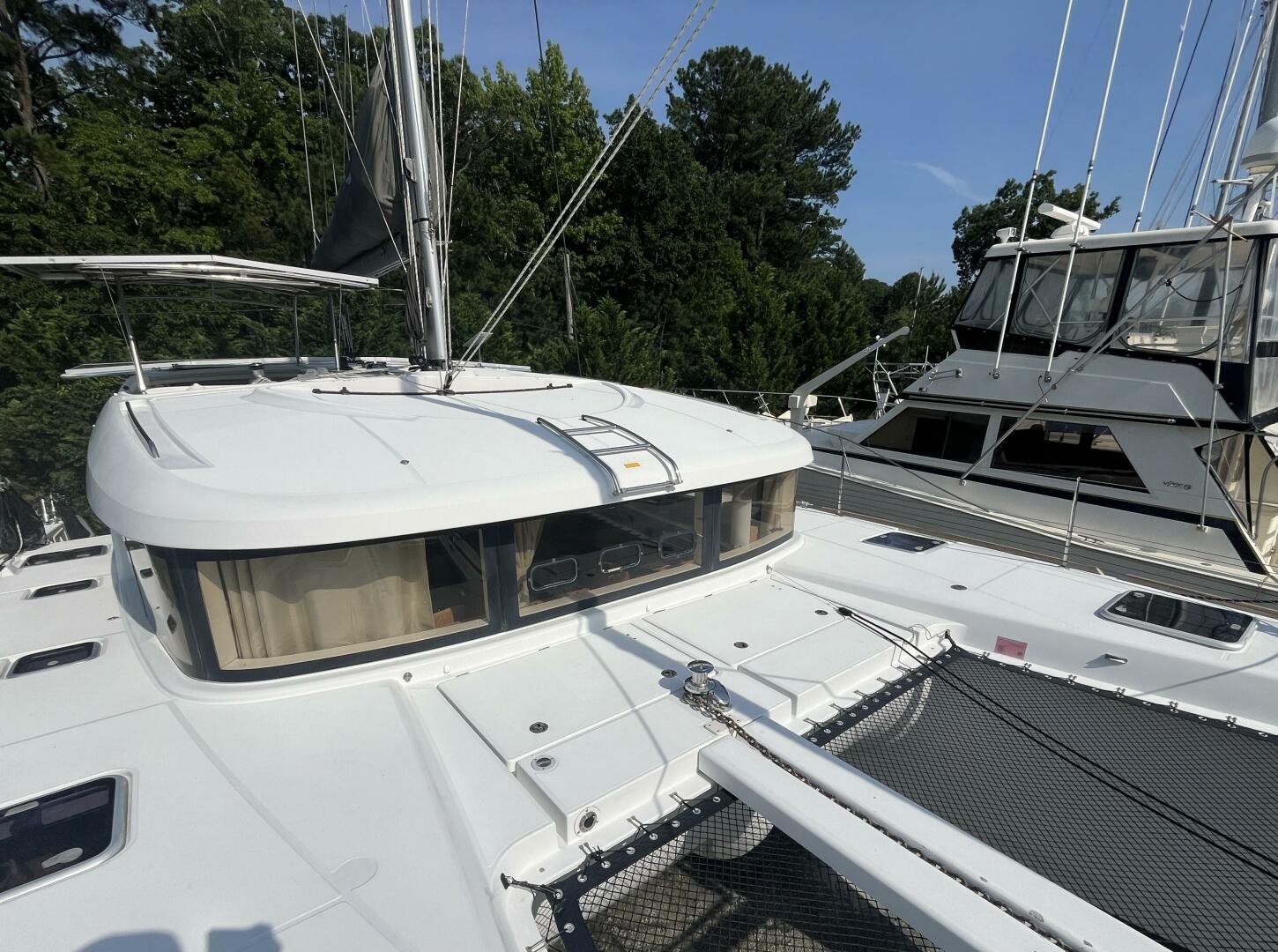 Slide: The Image of Lagoon 39 2016 - 5426045